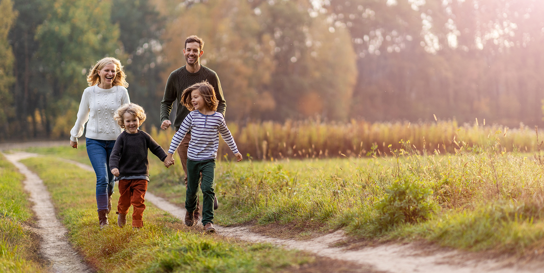 HOPEFUL HEARTS: RAISING KIDS WITH FAITH-FILLED OPTIMISM