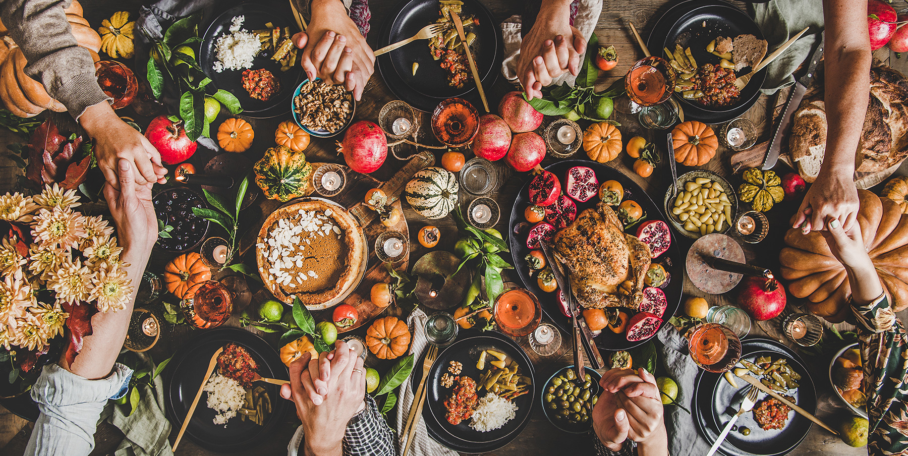 STRENGTHENING BONDS AT THE THANKSGIVING TABLE